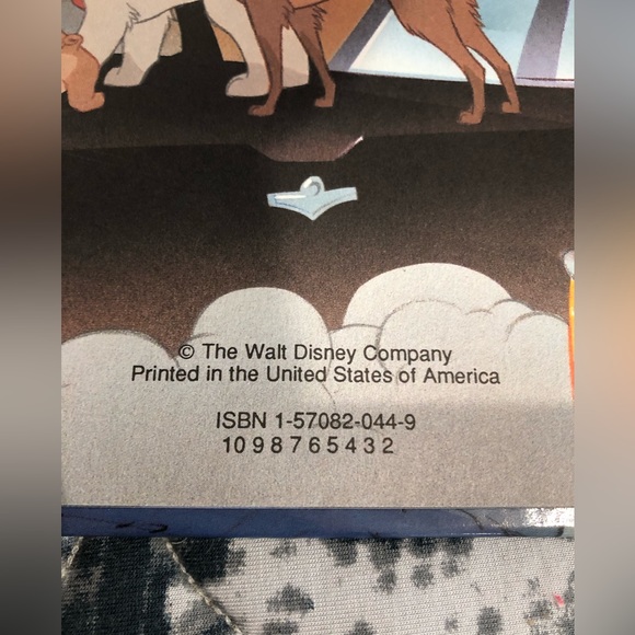 Oliver & Company Disney Hardcover Book - Picture 7 of 8